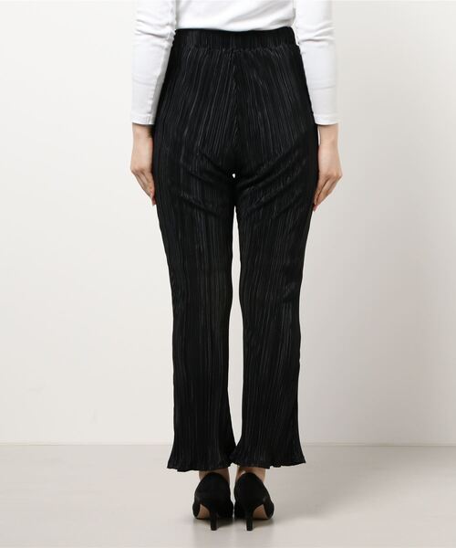 Alluge（アルージュ）の「フレアープリーツパンツ（その他パンツ・レディース・ブラック/グレイッシュベージュ/グレー・FREE）」の5枚目の写真