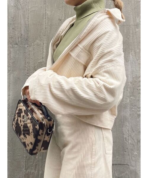 EVRIS（エヴリス）の「コーデュロイショートブルゾン【セットアップ着用可能】（ブルゾン・レディース・ブラック/ブラウン/アイボリー・FREE）」の10枚目の写真