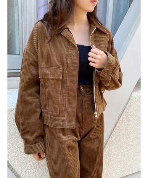 EVRIS（エヴリス）の「コーデュロイショートブルゾン【セットアップ着用可能】（ブルゾン・レディース・ブラック/ブラウン/アイボリー・FREE）」の17枚目の写真