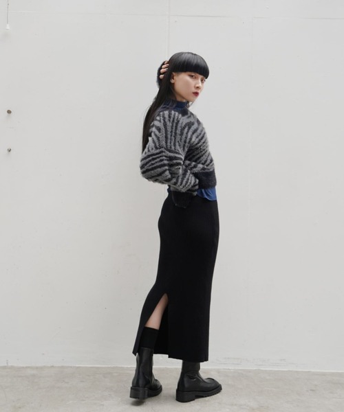 Happy John(ハッピージョン)の「shaggy zebra knit/シャギーゼブラニット(ニット/セーター・レディース・チャコールグレー/アイボリー・FREE)」の17枚目の写真