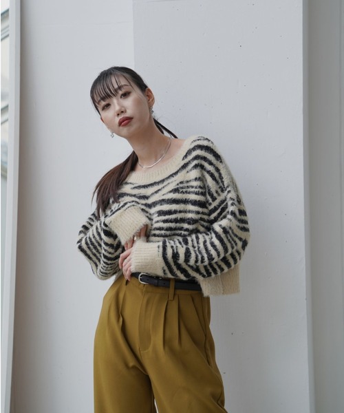 Happy John(ハッピージョン)の「shaggy zebra knit/シャギーゼブラニット(ニット/セーター・レディース・チャコールグレー/アイボリー・FREE)」の18枚目の写真