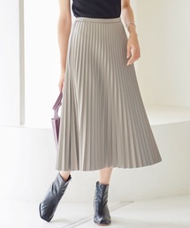 フェイクレザープリーツスカート