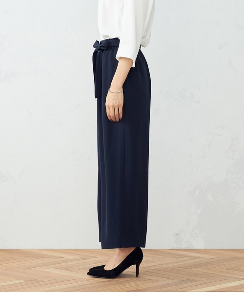 COMME CA ISM（コムサイズム）の「【セットアイテム】　Tブラウス×ワイドパンツ（シャツ/ブラウス・レディース・ブラック×ブラック/ホワイト×ネイビー・SMALL/MEDIUM/LARGE）」の9枚目の写真