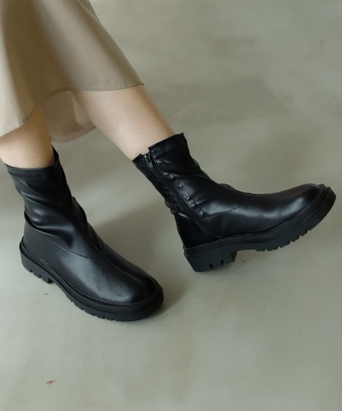 Birthday room(バースデイルーム)の「プラットフォームチェルシーブーツ(ブーツ・レディース・ブラック・LARGE/MEDIUM)」の8枚目の写真