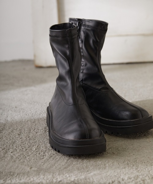 Birthday room(バースデイルーム)の「プラットフォームチェルシーブーツ(ブーツ・レディース・ブラック・LARGE/MEDIUM)」の16枚目の写真