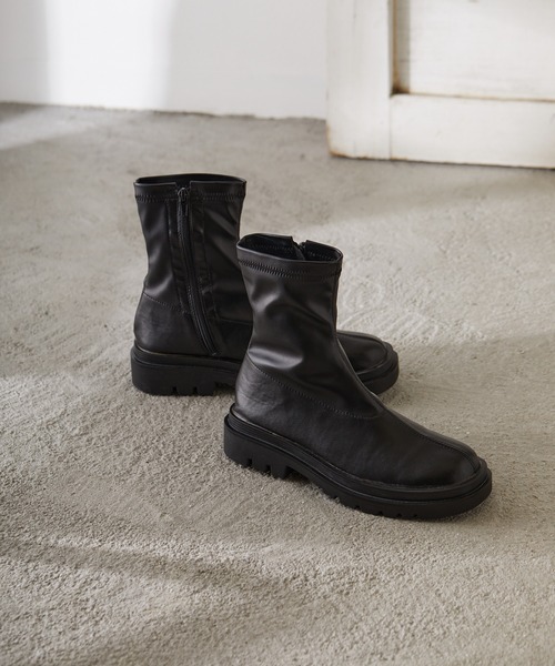 Birthday room(バースデイルーム)の「プラットフォームチェルシーブーツ(ブーツ・レディース・ブラック・LARGE/MEDIUM)」の20枚目の写真