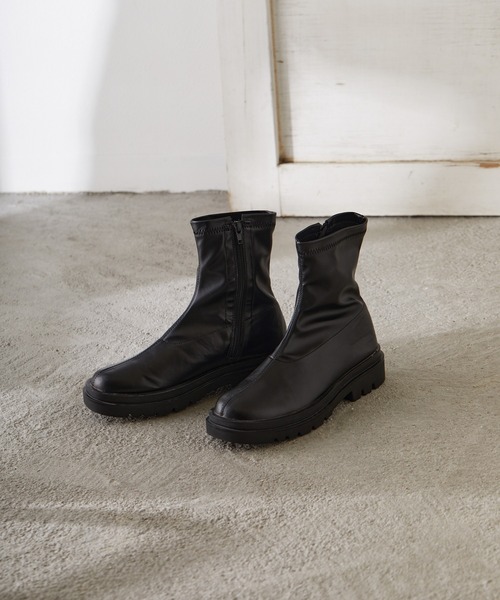 Birthday room(バースデイルーム)の「プラットフォームチェルシーブーツ(ブーツ・レディース・ブラック・LARGE/MEDIUM)」の21枚目の写真