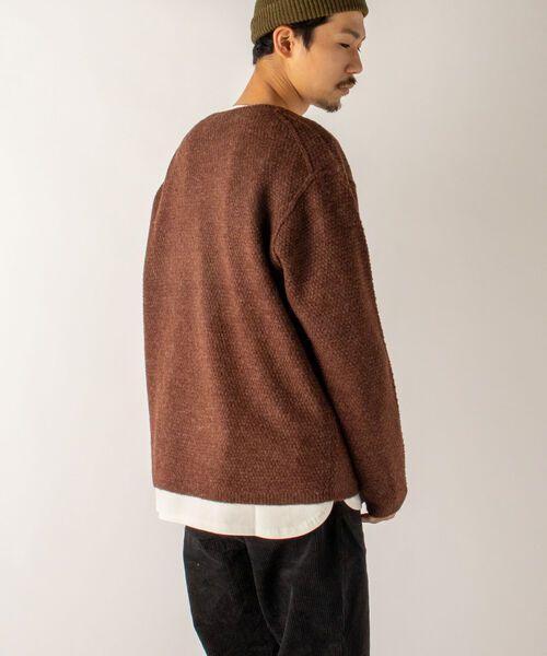 GLOSTER（グロスター）の「【GLOSTER/グロスター】アルパカ混 プルオーバーニット クルーネック（ニット/セーター・メンズ・ブラック/ダークブラウン/グレー・MEDIUM/LARGE）」の4枚目の写真