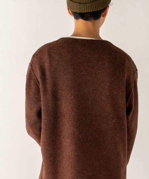 GLOSTER（グロスター）の「【GLOSTER/グロスター】アルパカ混 プルオーバーニット クルーネック（ニット/セーター・メンズ・ブラック/ダークブラウン/グレー・MEDIUM/LARGE）」の7枚目の写真