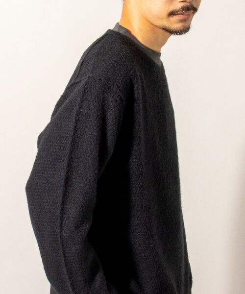 GLOSTER（グロスター）の「【GLOSTER/グロスター】アルパカ混 プルオーバーニット クルーネック（ニット/セーター・メンズ・ブラック/ダークブラウン/グレー・MEDIUM/LARGE）」の15枚目の写真