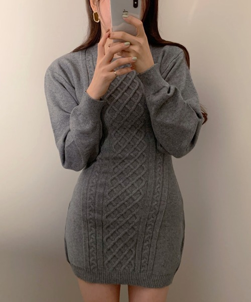 Jasmine Grandiflorum(ジャスミングランディフローラム)の「【Jasmine】バック開きセクシーミニ丈ニットワンピース (AW)(ワンピース・レディース・ブラック/ベージュ/グレー・FREE)」の12枚目の写真