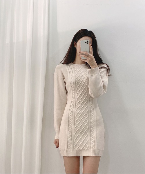 Jasmine Grandiflorum(ジャスミングランディフローラム)の「【Jasmine】バック開きセクシーミニ丈ニットワンピース (AW)(ワンピース・レディース・ブラック/ベージュ/グレー・FREE)」の15枚目の写真
