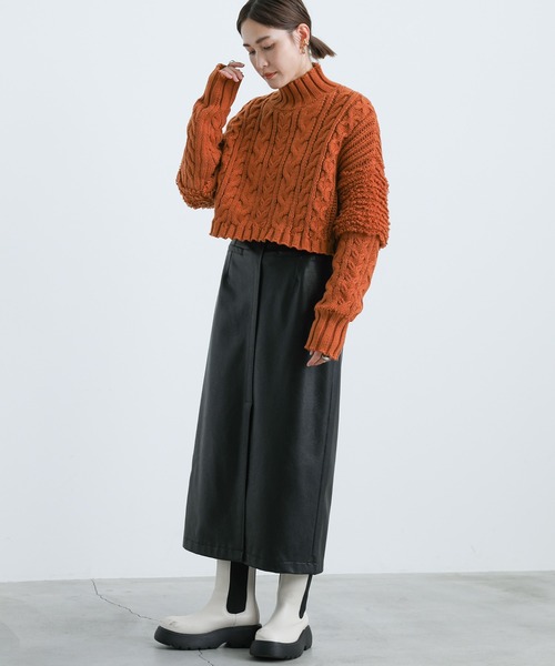 select MOCA（セレクトモカ）の「ハイネックループショルダーショートニット（ニット/セーター・レディース・ブラック/アイボリー/テラコッタ/グリーン・FREE）」の8枚目の写真