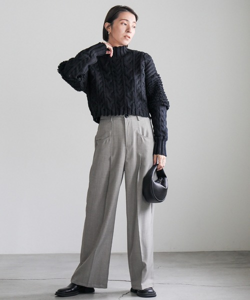 select MOCA（セレクトモカ）の「ハイネックループショルダーショートニット（ニット/セーター・レディース・ブラック/アイボリー/テラコッタ/グリーン・FREE）」の16枚目の写真