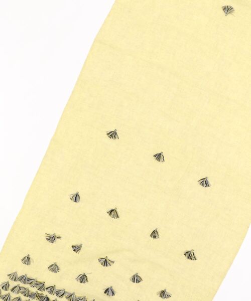 Droite lautreamont（ドロワットロートレアモン）の「≪CITRUS≫ストール C18143（ストール/ショール・レディース・イエロー・FREE）」の3枚目の写真