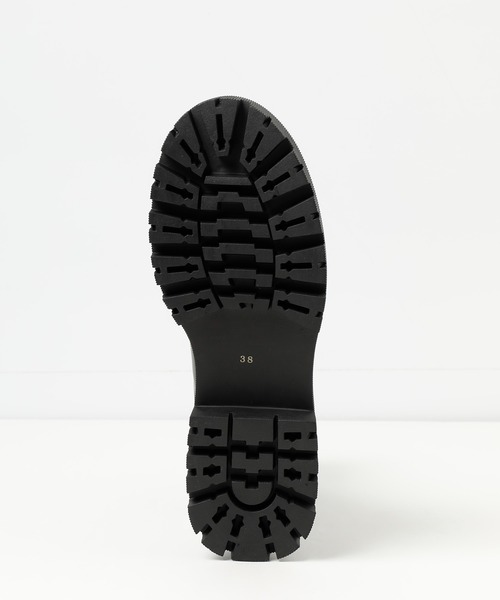 OUVRAGE CLASSE(ウヴラージュクラス)の「コンバットブーツ(ブーツ・レディース・ブラック・SMALL/MEDIUM)」の8枚目の写真