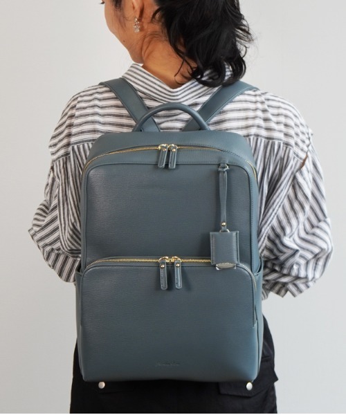 Jewelna Rose（ジュエルナローズ）の「フレイヤ・リュック2 A4ゆったりサイズ 13.3インチPC収納 16126（バックパック/リュック・レディース・ライトグレー/スモークピンク/ブラック/ベージュ/クリーム/ネイビー/アッシュグレー/ホワイト/グレイッシュブルー/ホワイト系その他/ブラウン・FREE）」の10枚目の写真