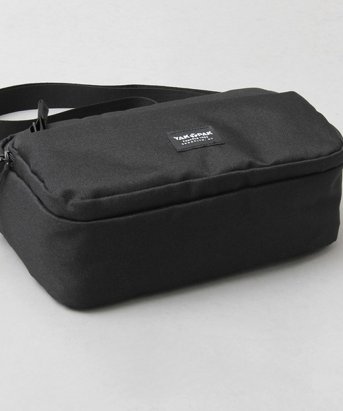 YAKPAK(ヤックパック)の「YAKPAK / ヤックパック / 撥水 600Dポリエステル / 横型 スクエアミニショルダーバッグ / white labela / ホワイトレーベル / FUNCTIONAL SHOULDER(ショルダーバッグ・メンズ・ブラック・FREE)」の13枚目の写真