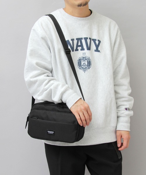 YAKPAK(ヤックパック)の「YAKPAK / ヤックパック / 撥水 600Dポリエステル / 横型 スクエアミニショルダーバッグ / white labela / ホワイトレーベル / FUNCTIONAL SHOULDER(ショルダーバッグ・メンズ・ブラック・FREE)」の16枚目の写真