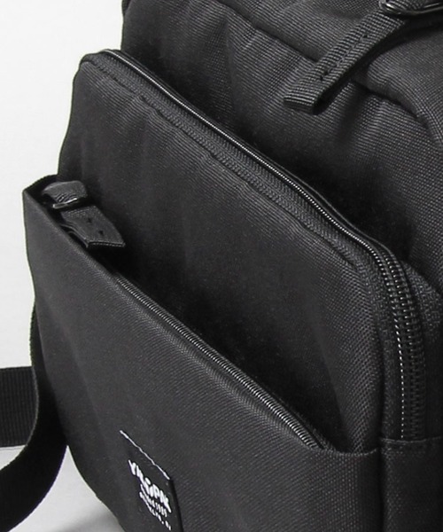 YAKPAK(ヤックパック)の「YAKPAK / ヤックパック / 撥水 600Dポリエステル / 横型 スクエアミニショルダーバッグ / white labela / ホワイトレーベル / FUNCTIONAL SHOULDER(ショルダーバッグ・メンズ・ブラック・FREE)」の19枚目の写真