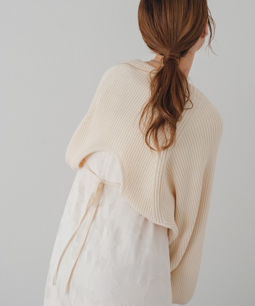 Kastane（カスタネ）の「リブニットボレロ（カーディガン/ボレロ・レディース・ブラック/グリーン/アイボリー・FREE）」の11枚目の写真