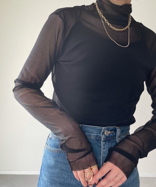 y/m by misato（イムバイミサト）の「シアータートルトップス（Tシャツ/カットソー・レディース・モカ/アイボリー/ブラック・FREE）」の4枚目の写真