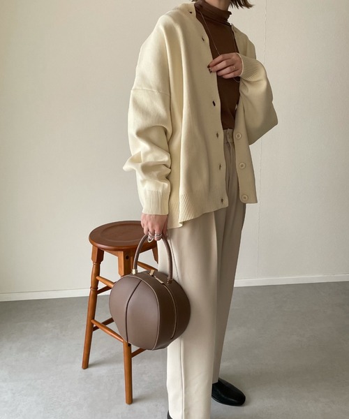 y/m by misato（イムバイミサト）の「シアータートルトップス（Tシャツ/カットソー・レディース・モカ/アイボリー/ブラック・FREE）」の17枚目の写真