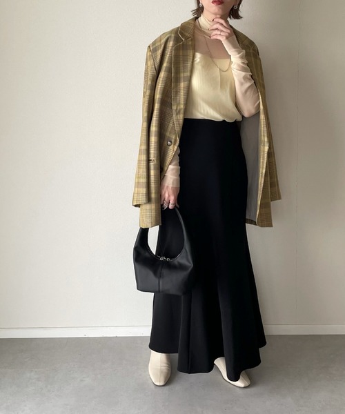 y/m by misato（イムバイミサト）の「シアータートルトップス（Tシャツ/カットソー・レディース・モカ/アイボリー/ブラック・FREE）」の7枚目の写真