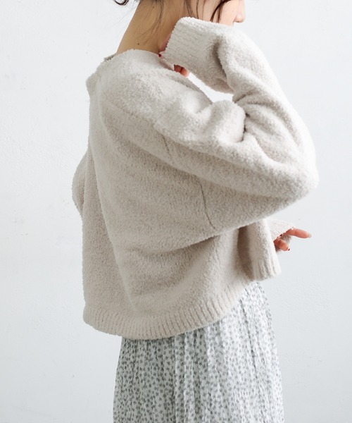 PUAL CE CIN(ピュアルセシン)の「モール糸ショートプルオーバー(ニット/セーター・レディース・グレー/ブルー/ライトベージュ・FREE)」の6枚目の写真