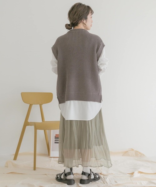 ITEMS URBANRESEARCH（アイテムズ アーバンリサーチ）の「フェイクレイヤードニット（ニット/セーター・レディース・ブラック/オフホワイト/グレー・FREE）」の12枚目の写真