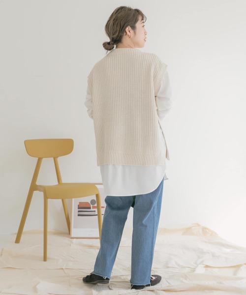 ITEMS URBANRESEARCH（アイテムズ アーバンリサーチ）の「フェイクレイヤードニット（ニット/セーター・レディース・ブラック/オフホワイト/グレー・FREE）」の21枚目の写真