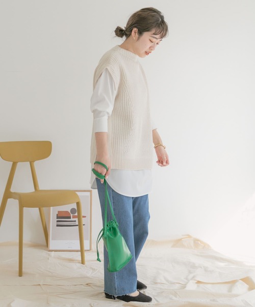 ITEMS URBANRESEARCH（アイテムズ アーバンリサーチ）の「フェイクレイヤードニット（ニット/セーター・レディース・ブラック/オフホワイト/グレー・FREE）」の22枚目の写真