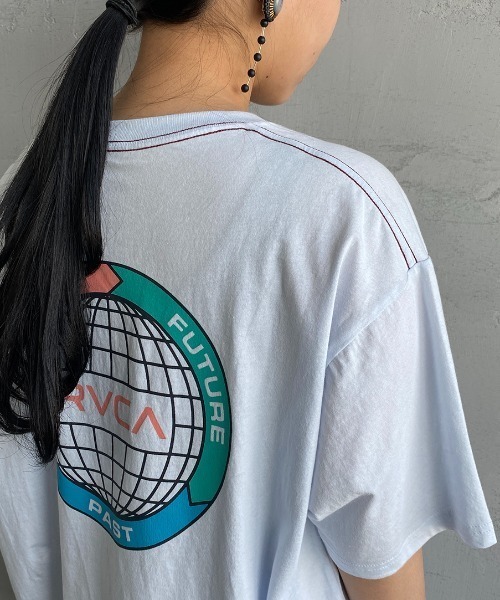 RVCA（ルーカ）の「[RVCA/ルーカ] MALTINATIONAL SLUB ST バックロゴプリントTシャツ（Tシャツ/カットソー・レディース・ブラック/オフホワイト・M/L）」の11枚目の写真