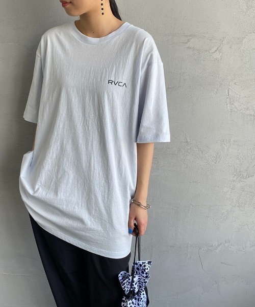 RVCA（ルーカ）の「[RVCA/ルーカ] MALTINATIONAL SLUB ST バックロゴプリントTシャツ（Tシャツ/カットソー・レディース・ブラック/オフホワイト・M/L）」の3枚目の写真