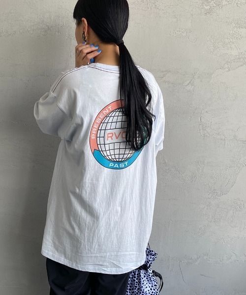 RVCA（ルーカ）の「[RVCA/ルーカ] MALTINATIONAL SLUB ST バックロゴプリントTシャツ（Tシャツ/カットソー・レディース・ブラック/オフホワイト・M/L）」の19枚目の写真