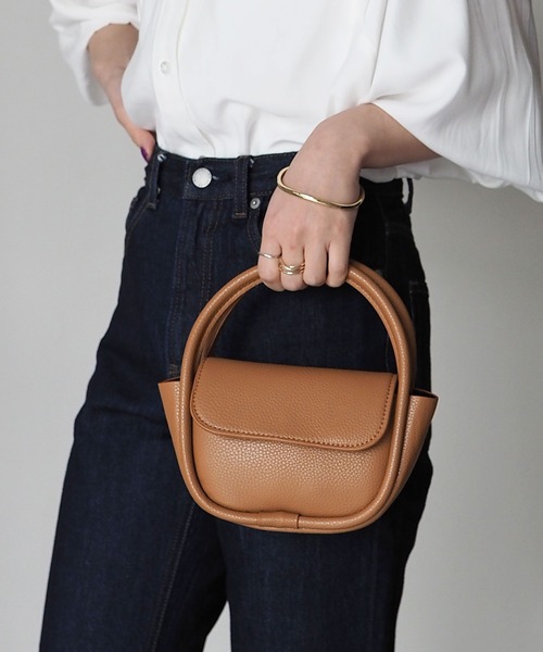 Riberry（リベリー）の「ミニラウンドハンドバッグ（ハンドバッグ・レディース・ダークブラウン/ブラック/ベージュ/ブラウン・FREE）」の4枚目の写真