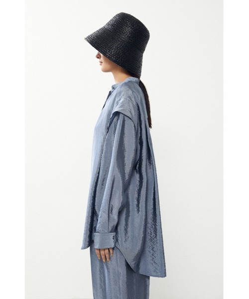 BLACK BY MOUSSY(ブラックバイマウジー)の「band collar satin shirt( バンドカラーサテンシャツ)(シャツ/ブラウス・レディース・ブラック/カーキ/ブルー・FREE)」の7枚目の写真