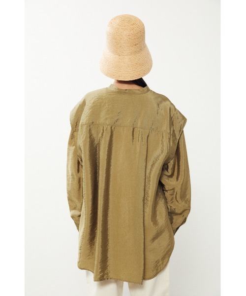 BLACK BY MOUSSY(ブラックバイマウジー)の「band collar satin shirt( バンドカラーサテンシャツ)(シャツ/ブラウス・レディース・ブラック/カーキ/ブルー・FREE)」の17枚目の写真