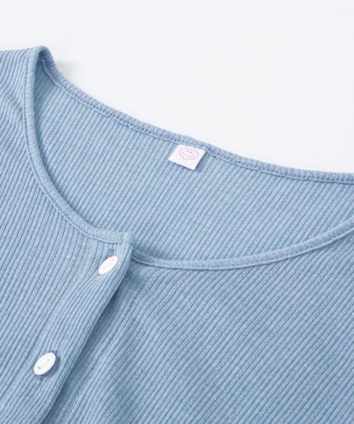 Bonjour Girl（ボンジュールガール）の「【Planforotherday/プラン・フォー・アザーデイ】baby smile button cardigan ベイビースマイルボタンカーディガン（カーディガン/ボレロ・レディース・ブルー・FREE）」の2枚目の写真