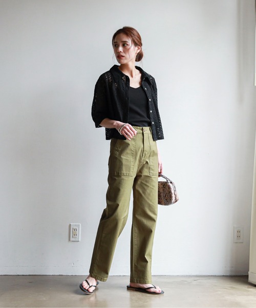 feepur(フェピュール)の「ハーフスリーブレースシャツ(シャツ/ブラウス・レディース・アイボリー/ブラック・MEDIUM)」の5枚目の写真