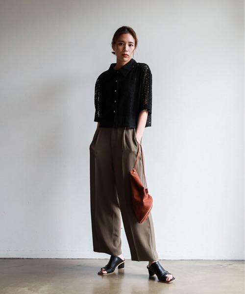 feepur(フェピュール)の「ハーフスリーブレースシャツ(シャツ/ブラウス・レディース・アイボリー/ブラック・MEDIUM)」の14枚目の写真