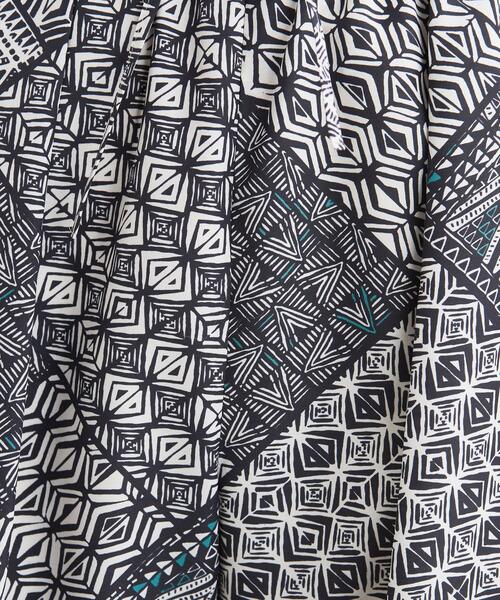 新品未使用 UNITED ARROWS TOKYO ブロックプリントパンツ 38 新品未使用 UNITED ARROWS TOKYO ブロックプリントパンツ 38