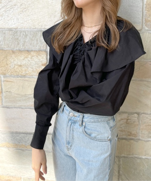 Meli rich（メリーリッチ）の「ビッグカラーフリルブラウス（シャツ/ブラウス・レディース・ホワイト/ライトブルー/ブルー/ネイビー/ライトグレー/ピンク/ブラック/ブルー系その他・MEDIUM）」の3枚目の写真