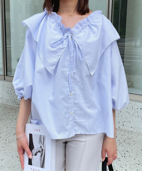 Meli rich（メリーリッチ）の「ビッグカラーフリルブラウス（シャツ/ブラウス・レディース・ホワイト/ライトブルー/ブルー/ネイビー/ライトグレー/ピンク/ブラック/ブルー系その他・MEDIUM）」の9枚目の写真