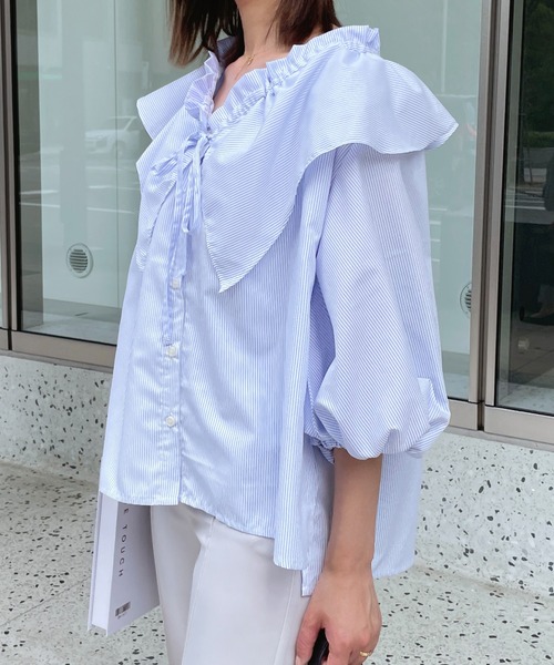 Meli rich（メリーリッチ）の「ビッグカラーフリルブラウス（シャツ/ブラウス・レディース・ホワイト/ライトブルー/ブルー/ネイビー/ライトグレー/ピンク/ブラック/ブルー系その他・MEDIUM）」の12枚目の写真