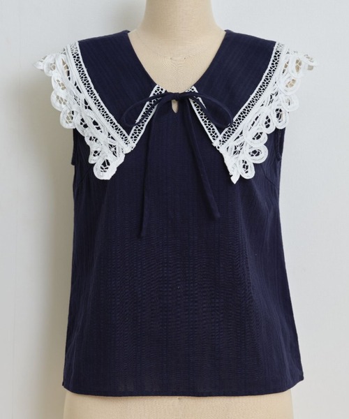 tocco closet(トッコ クローゼット)の「りぼん付きレース装飾ビックカラーノースリーブブラウス(Tシャツ/カットソー・レディース・ネイビー/オフホワイト・M)」の20枚目の写真