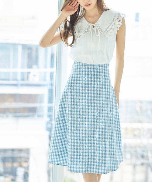tocco closet(トッコ クローゼット)の「りぼん付きレース装飾ビックカラーノースリーブブラウス(Tシャツ/カットソー・レディース・ネイビー/オフホワイト・M)」の7枚目の写真
