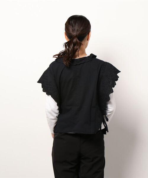 Samansa Mos2（サマンサ モスモス）の「【FROM INDIA】脇リボンレースベスト（ベスト・レディース・ブラック/グリーン/オフホワイト・ﾌﾘ-）」の5枚目の写真