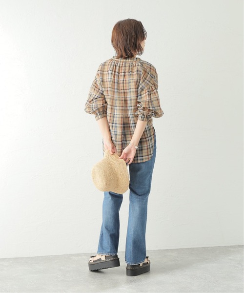 Spick & Span(スピックアンドスパン)の「スラブチェックVカラー ブラウス(シャツ/ブラウス・レディース・ネイビー/グリーン・FREE)」の3枚目の写真