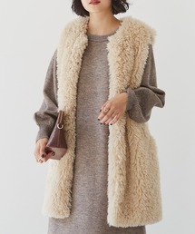 フェイクファーベスト